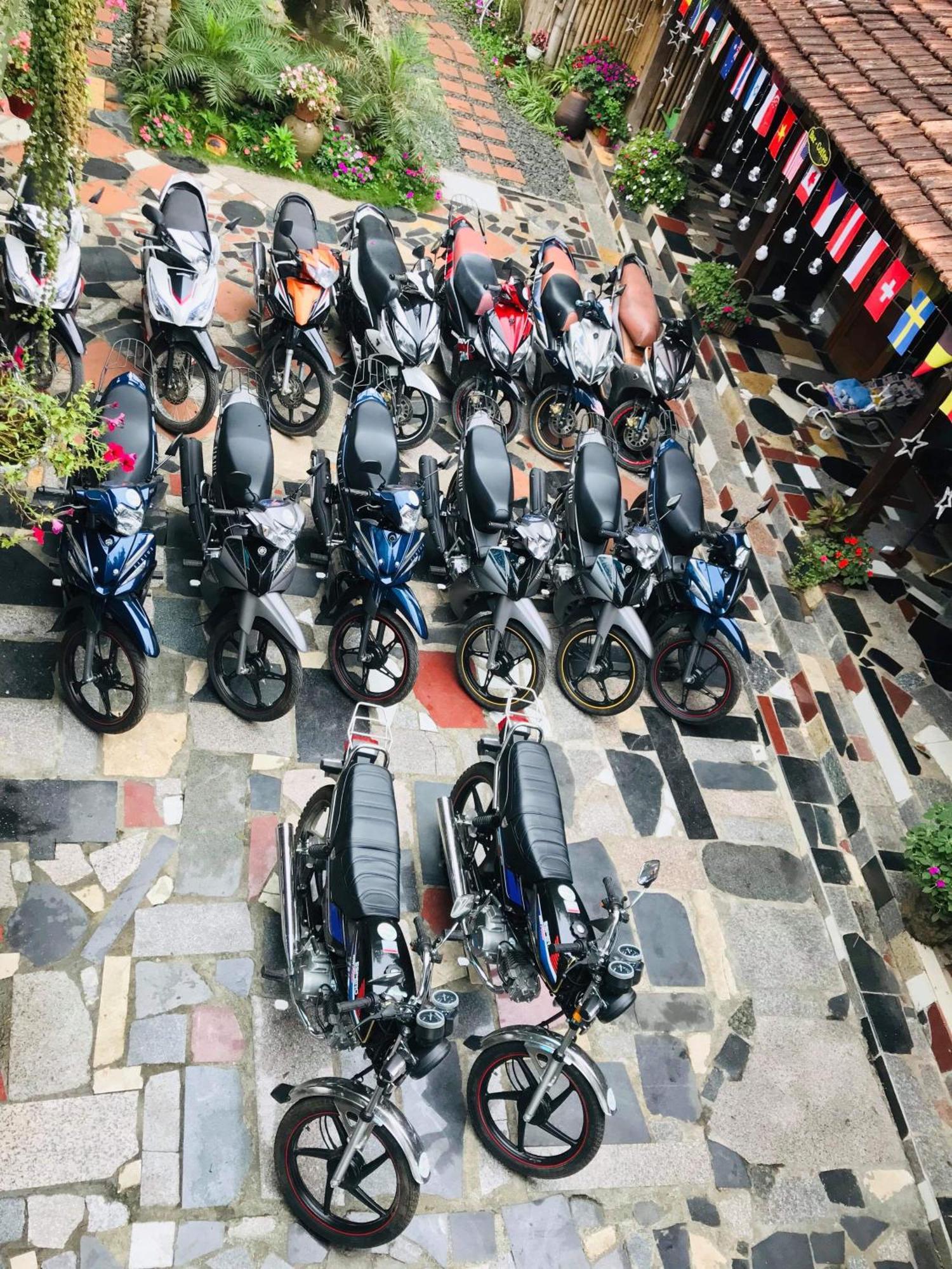 Green Hill Hostel & Tour Ha Giang Bagian luar foto