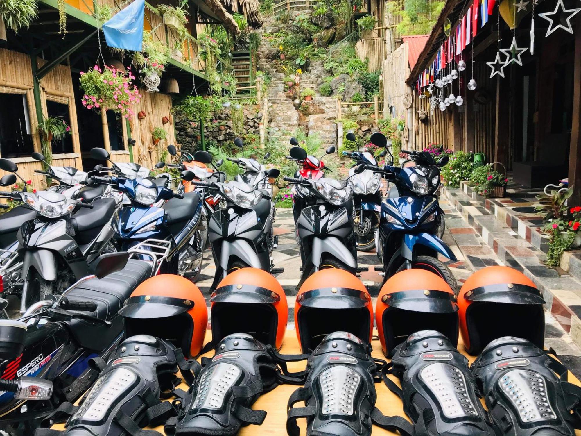 Green Hill Hostel & Tour Ha Giang Bagian luar foto